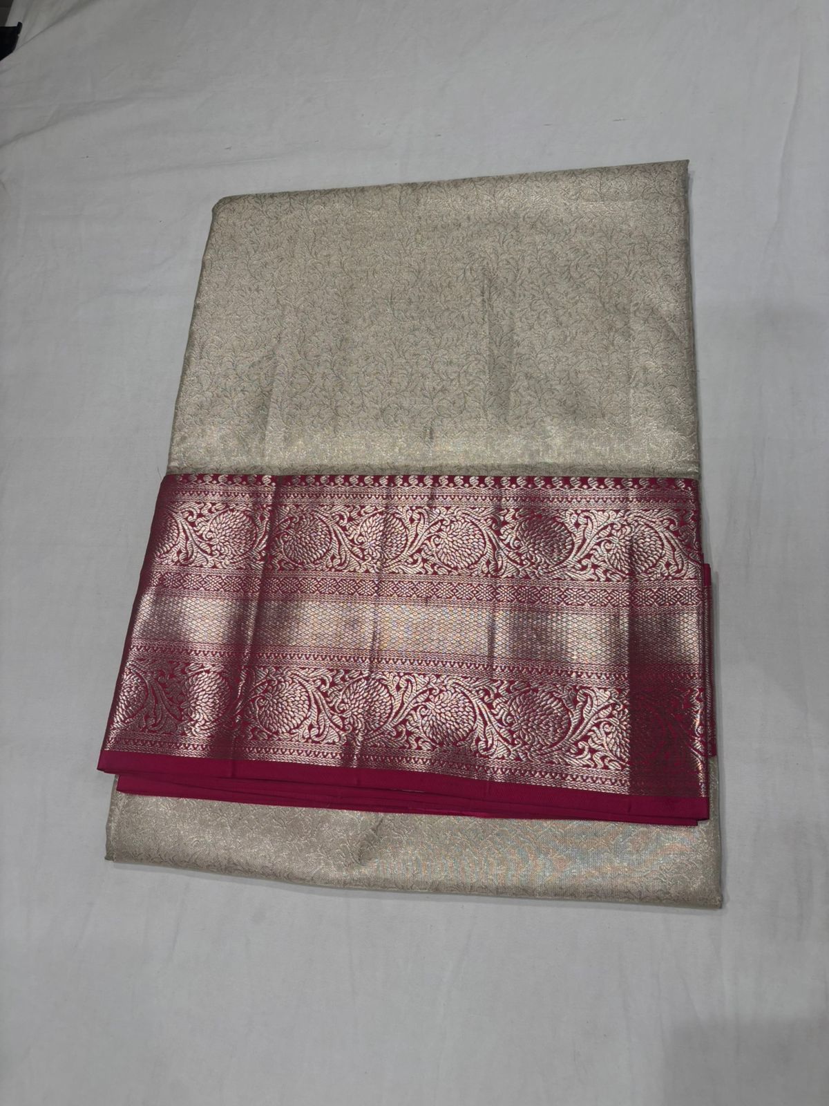 Elegant Cream & Pink Kanjivaram Silk Saree with Zari Border - Image 5