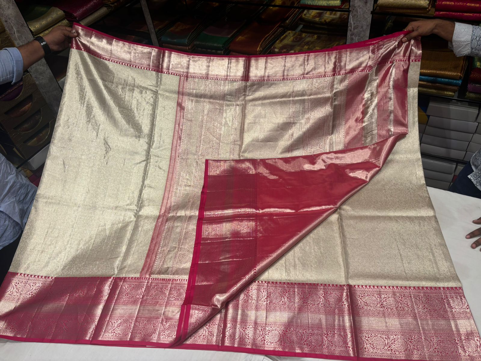 Elegant Cream & Pink Kanjivaram Silk Saree with Zari Border - Image 3