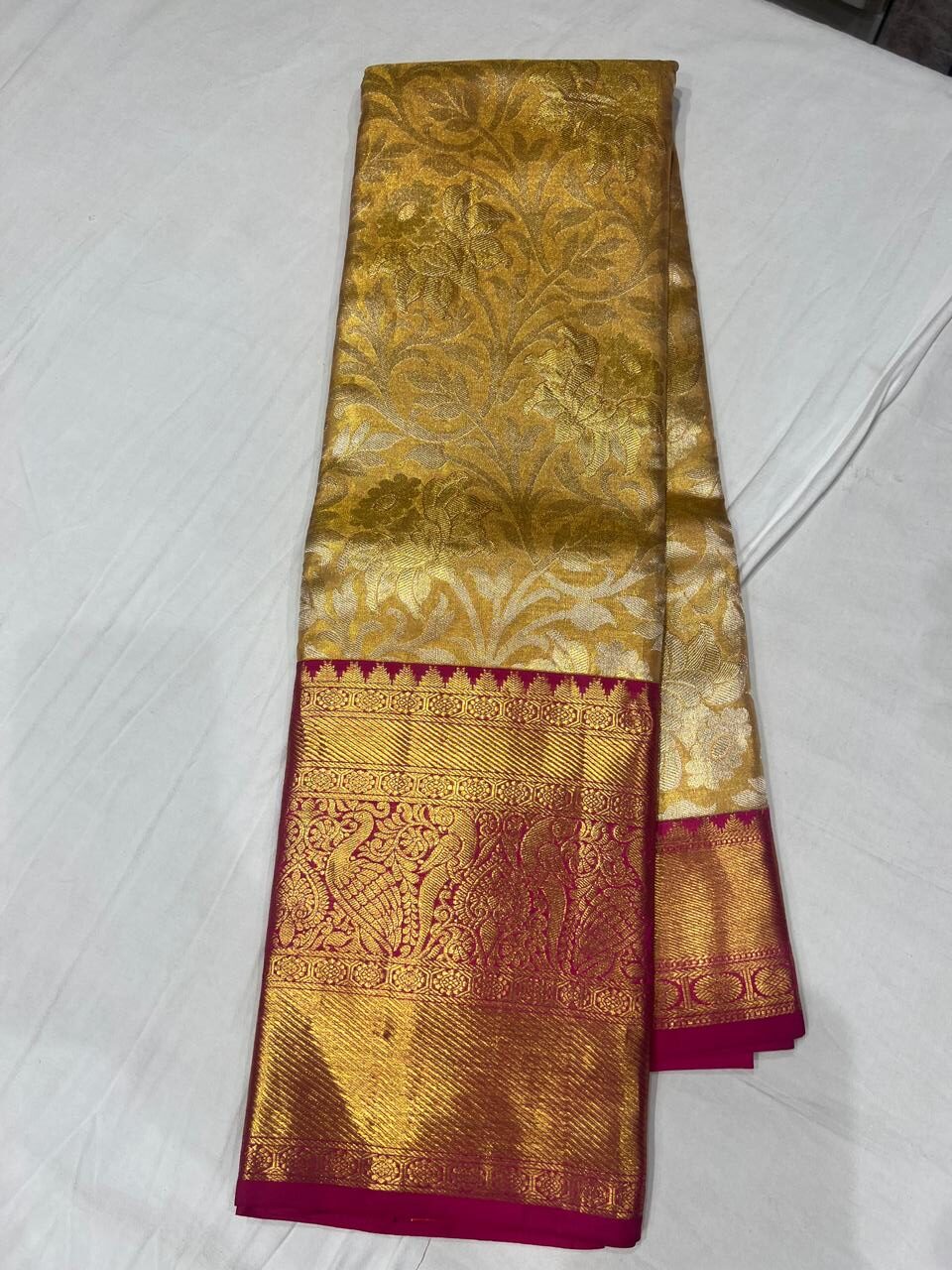 Luxurious Gold Brocade Kanjivaram Saree with Contrast Rani Pink Border and Pallu
