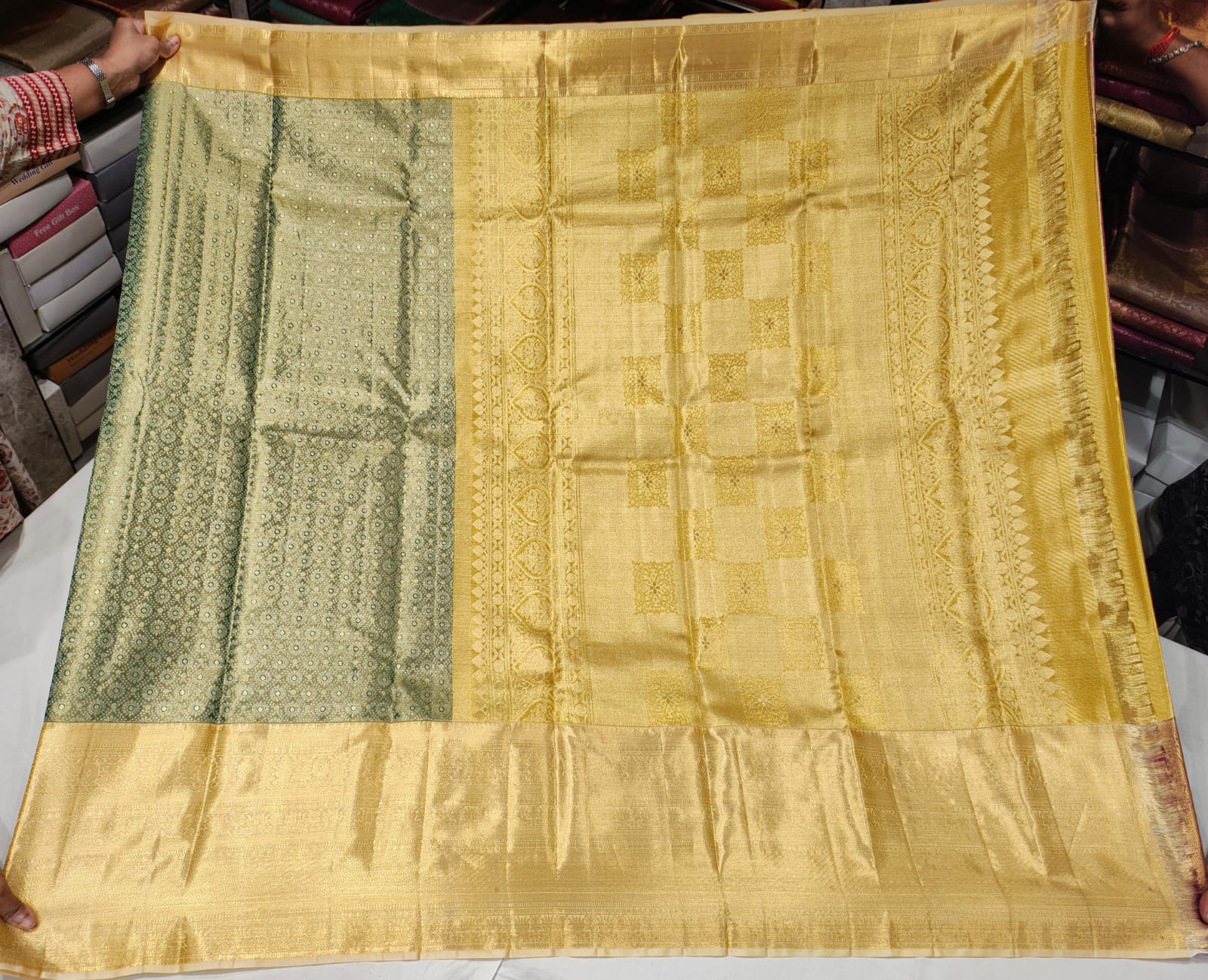 Olive Green Kanchipuram Silk Saree with Rich Gold Zari Border and Butta Design - Image 5