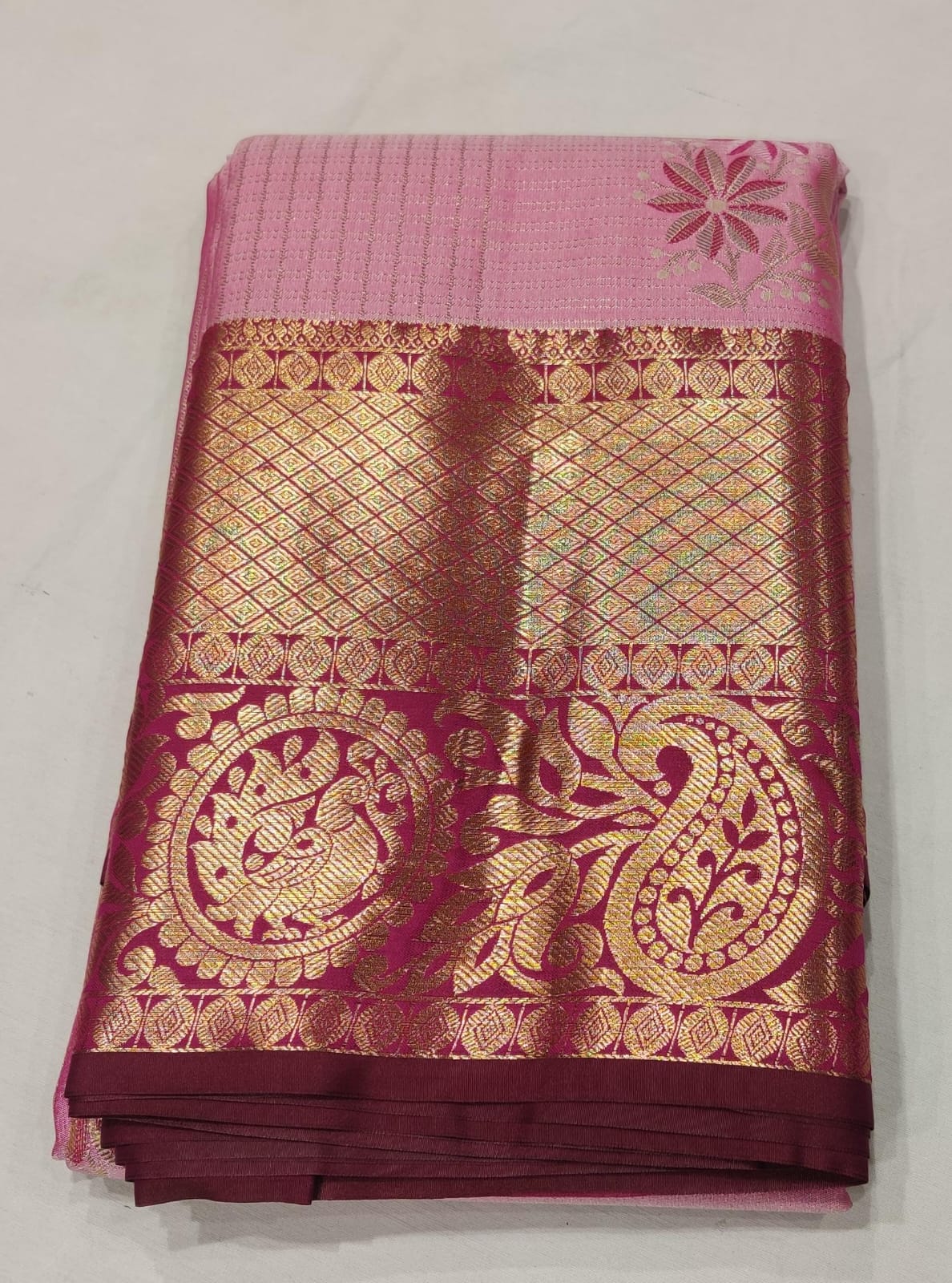 Baby Pink and dark pink Silk Saree with Golden Zari Floral Weaving and Rich Pallu - Image 2