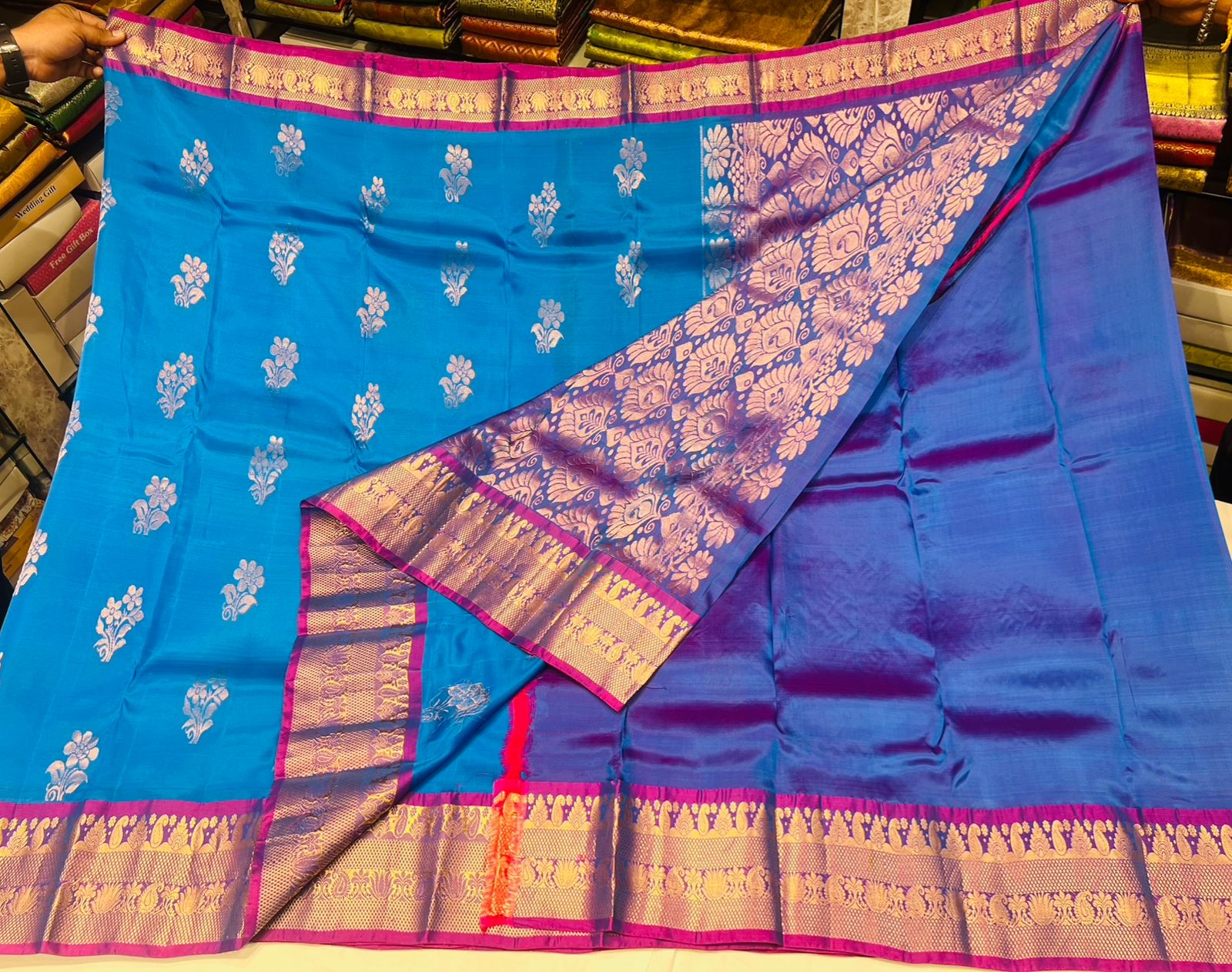 Turquoise Blue Khandani Silk Saree with Gold Zari Border & Buttas - Image 5